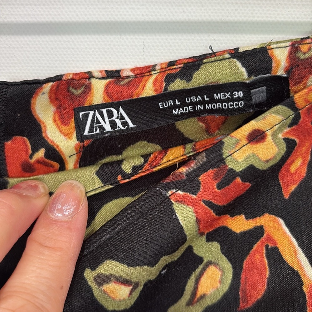 Zara Black and Orange Floral Mini Skirt - Picture 3 of 10